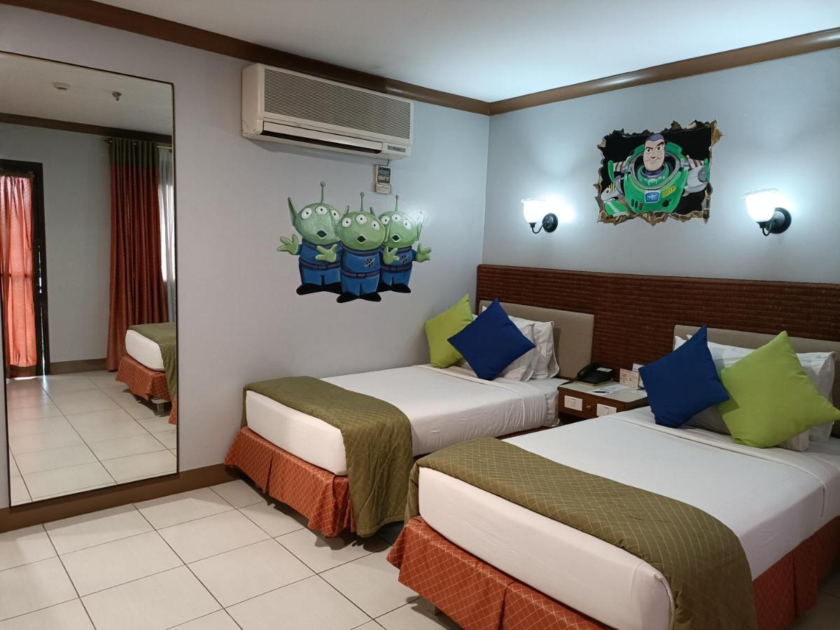 The Golden Pine Hotel Baguio City Extérieur photo