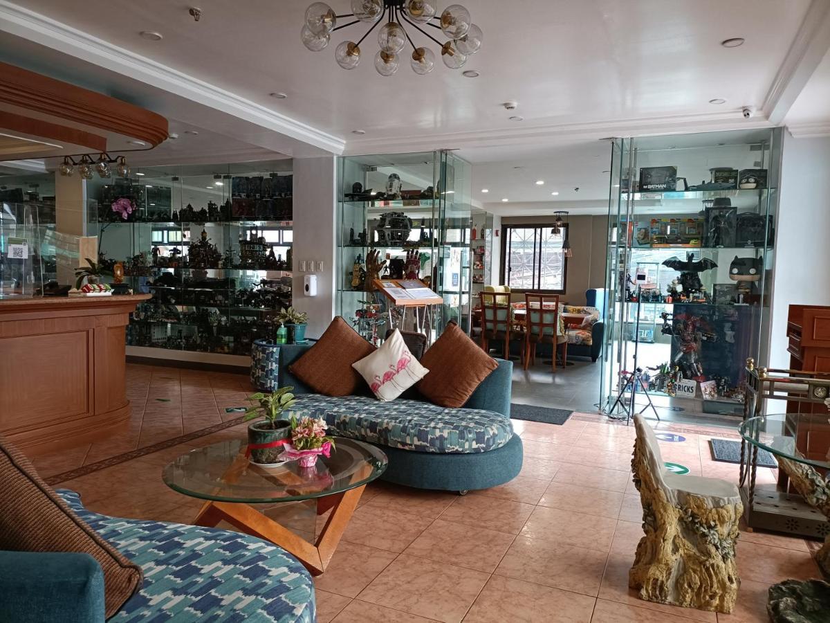 The Golden Pine Hotel Baguio City Extérieur photo