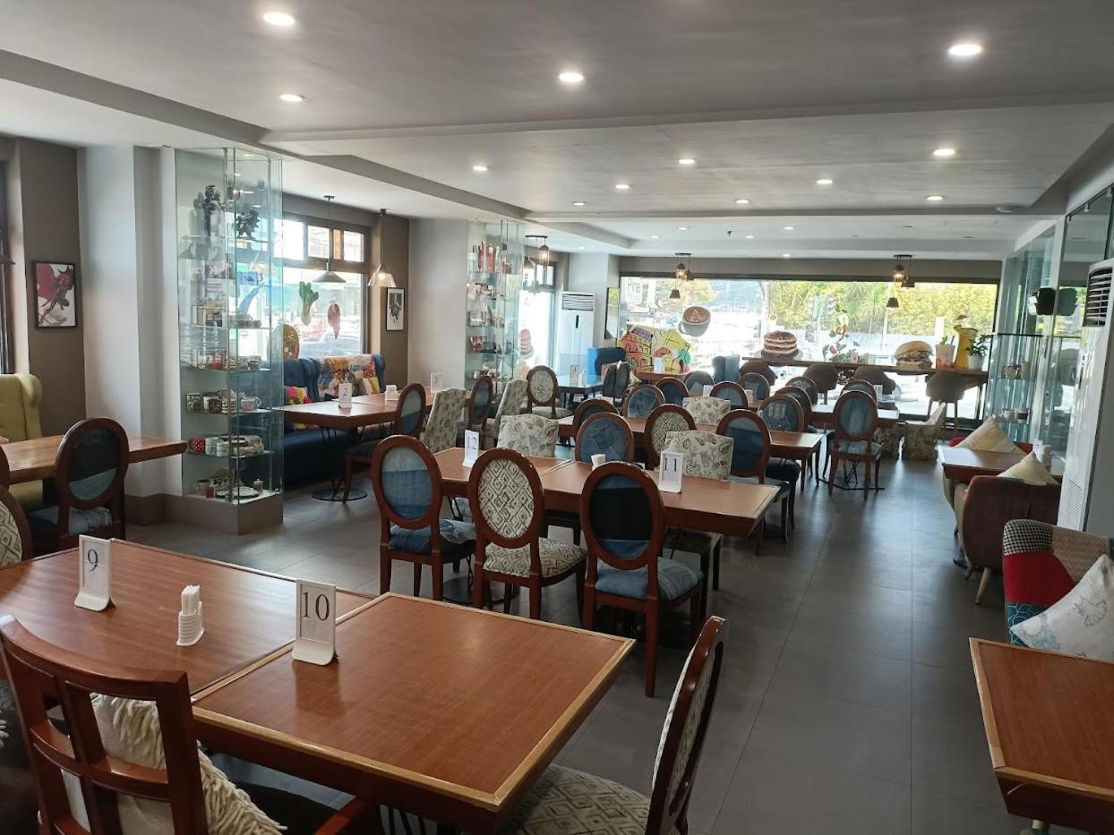 The Golden Pine Hotel Baguio City Extérieur photo